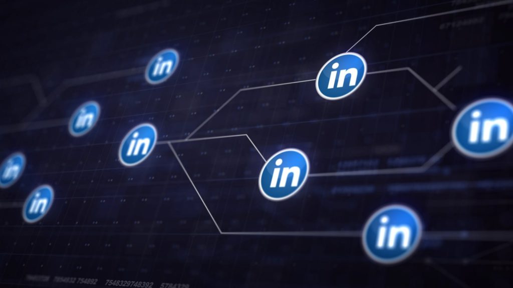 How LinkedIn's Direct Messaging Is Becoming the Perfect Sales Tool for Startups